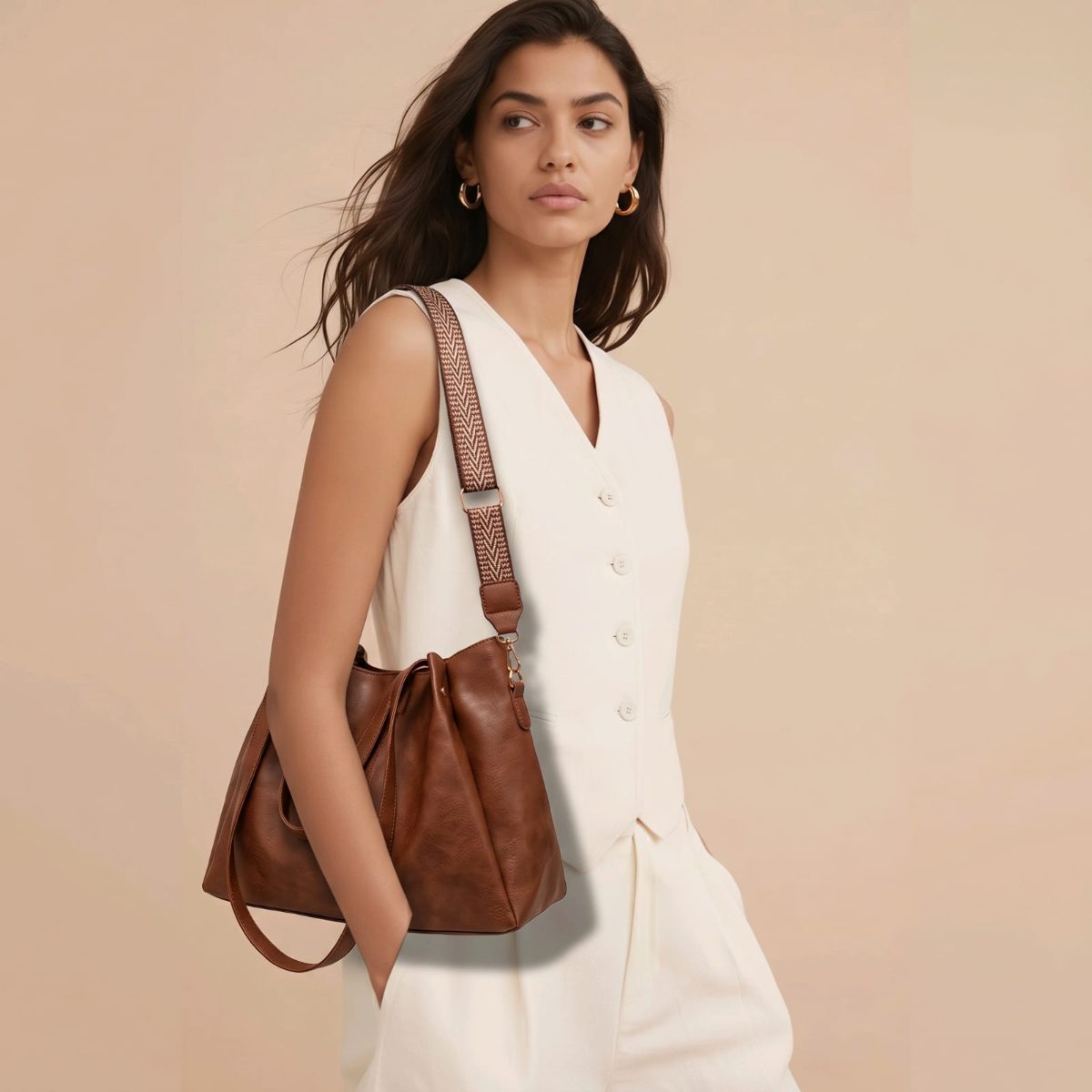 Bolso Boho Correa Geométrica