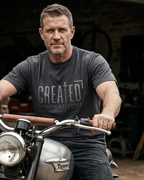 Camiseta Hombre Created With a Purpose, vista de frente